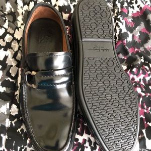 NEW!! Salvatore Ferragamo Men Loafer